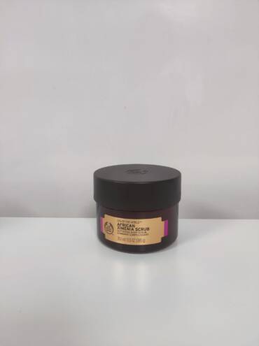 Body Shop African Ximinea Scrub 370x495